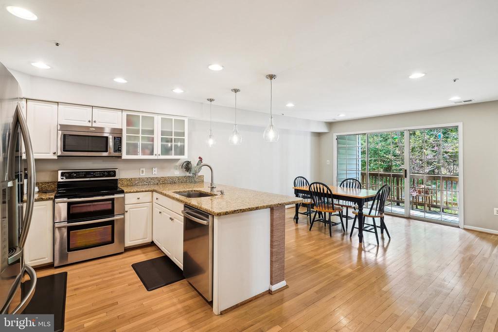 463 FORTRESS WAY