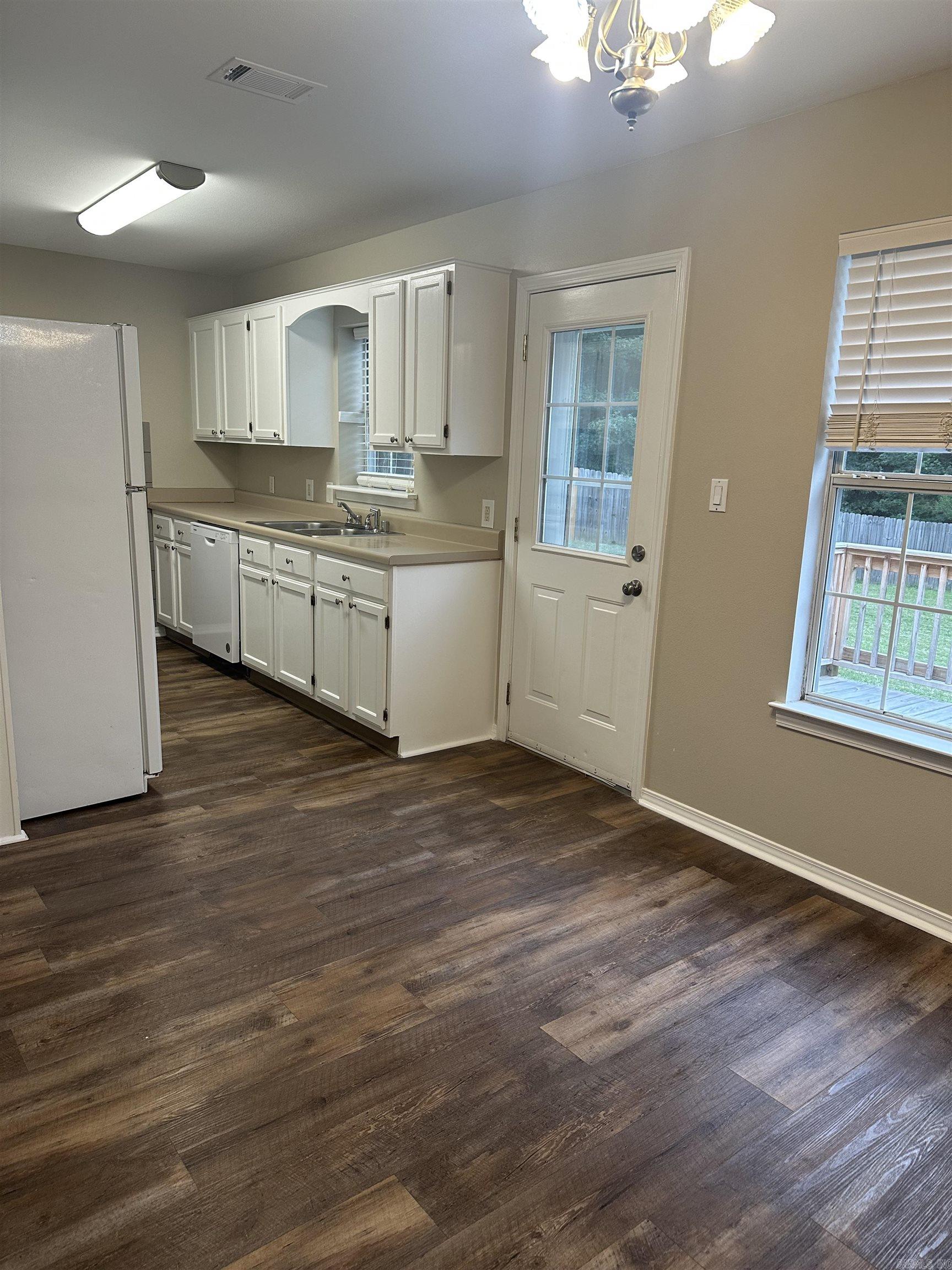 14307 COTTONTAIL LANE