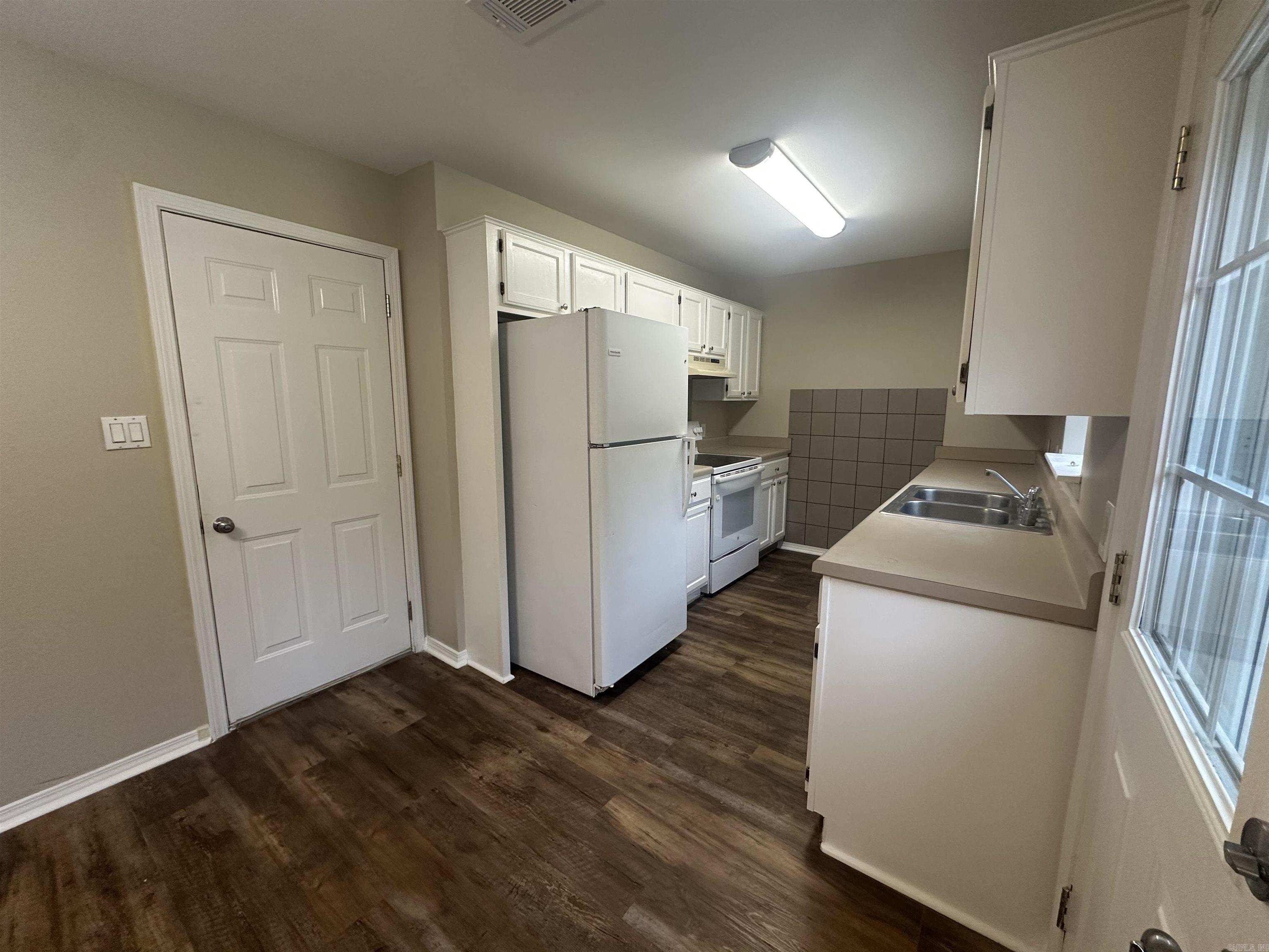 14307 COTTONTAIL LANE