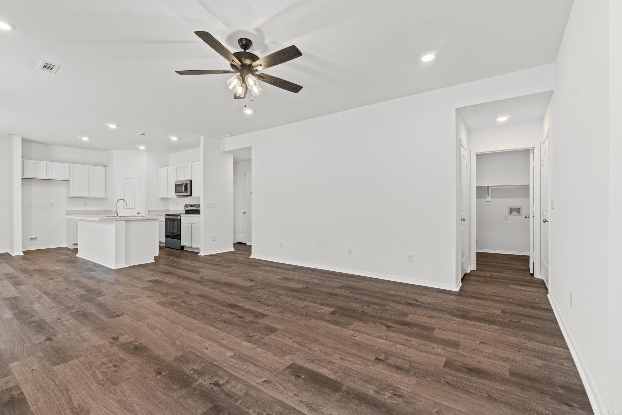 7017 Potomac Trail