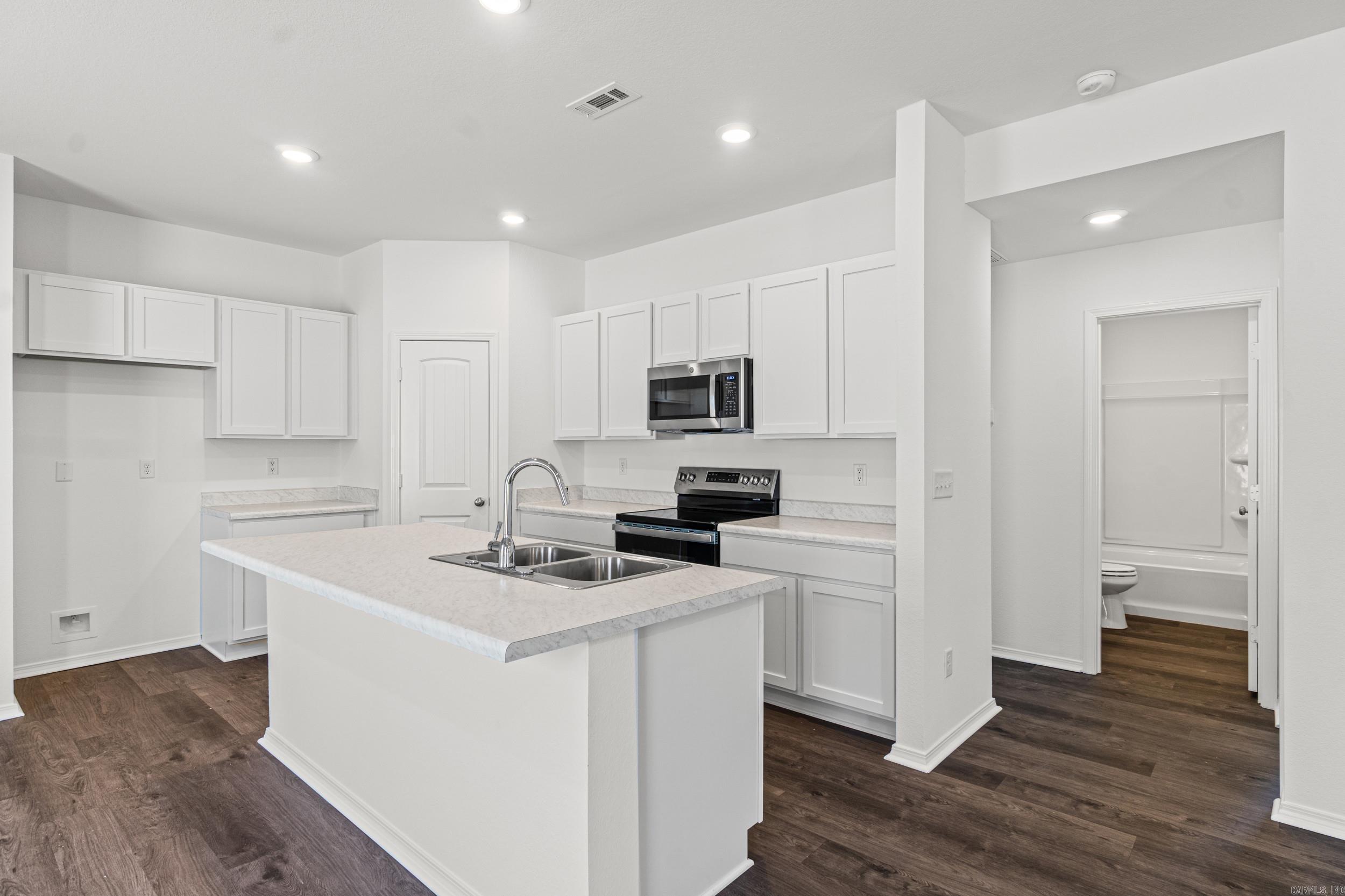 7017 Potomac Trail