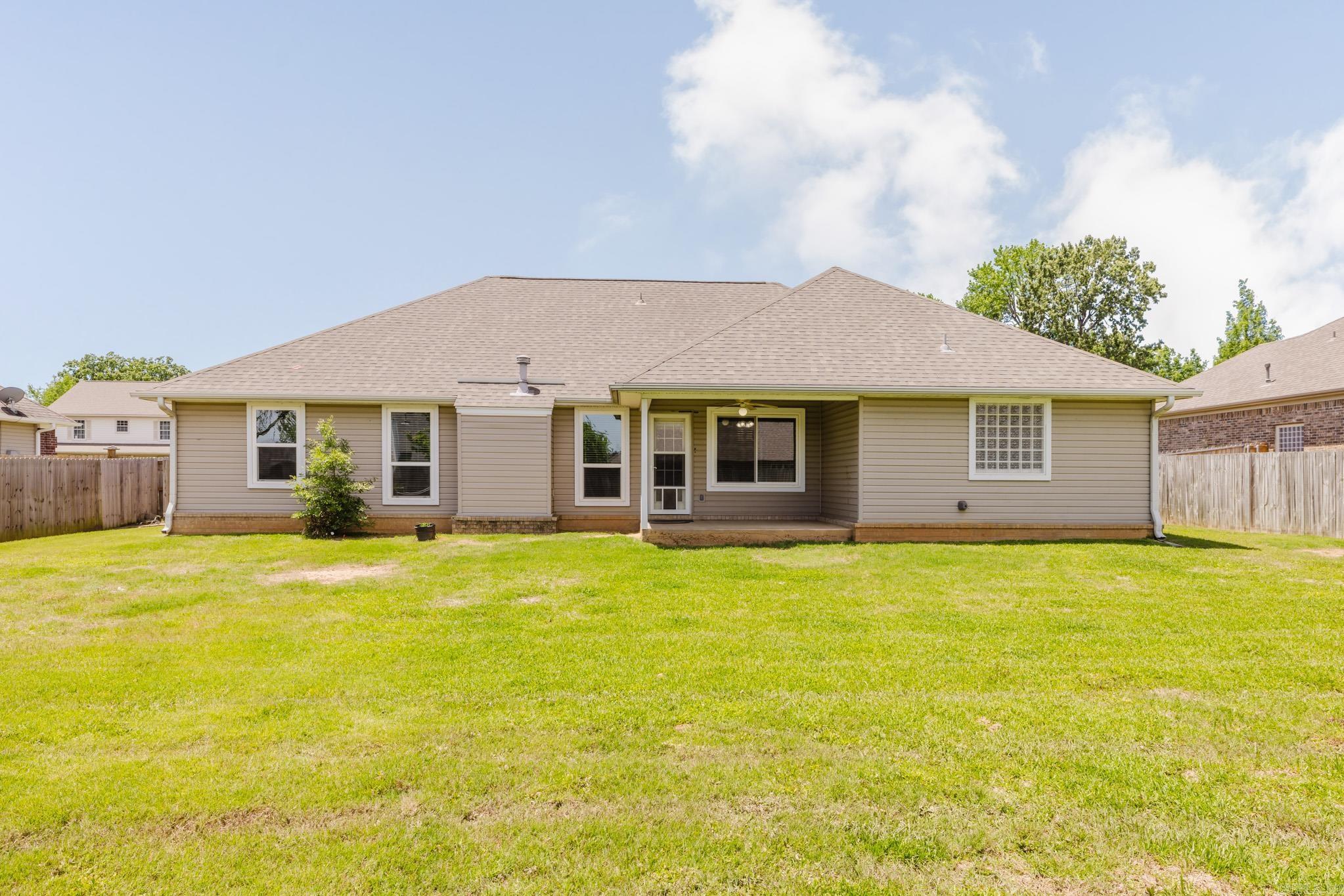 3622 Heritage Farm Drive