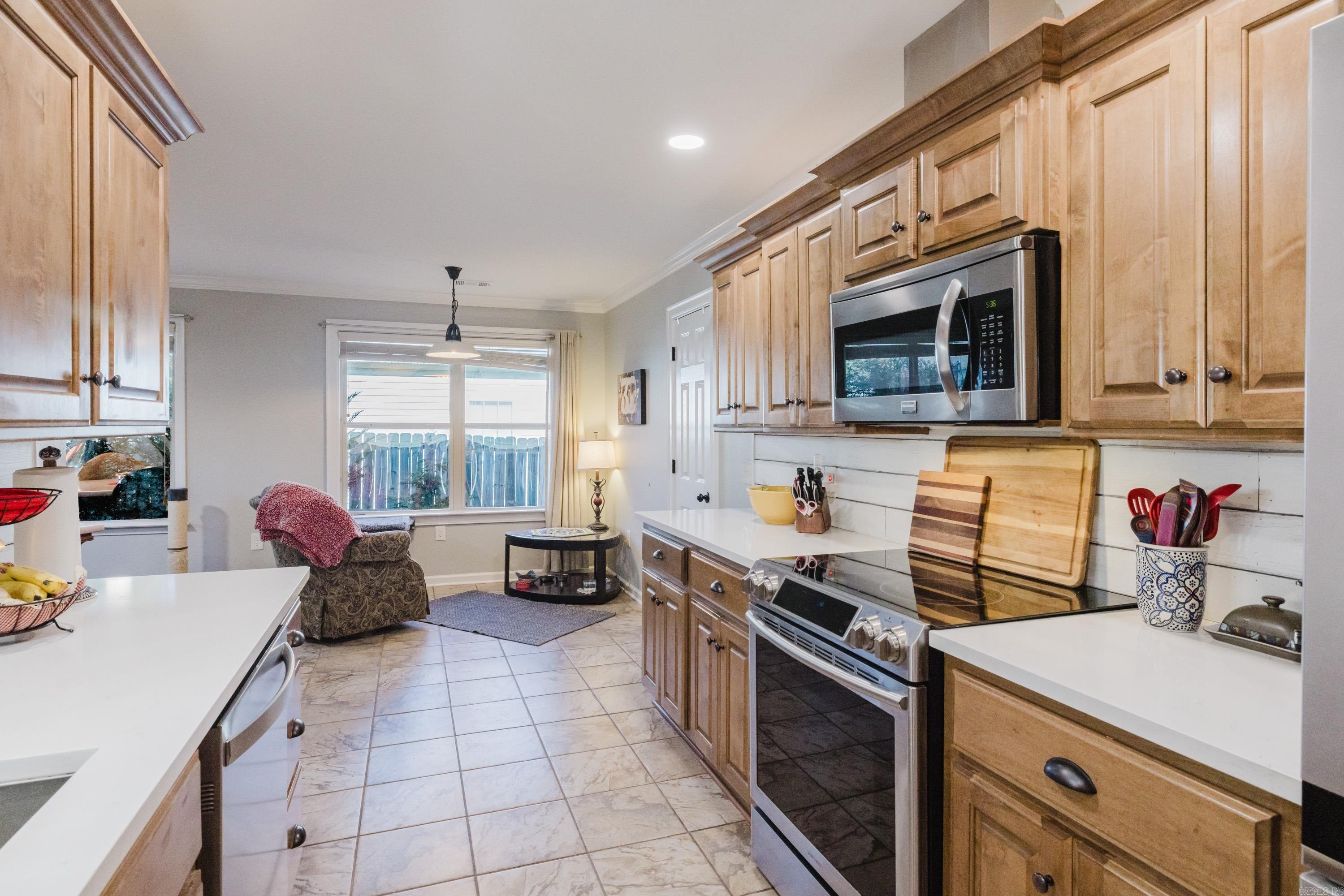 3396 Bay Meadow