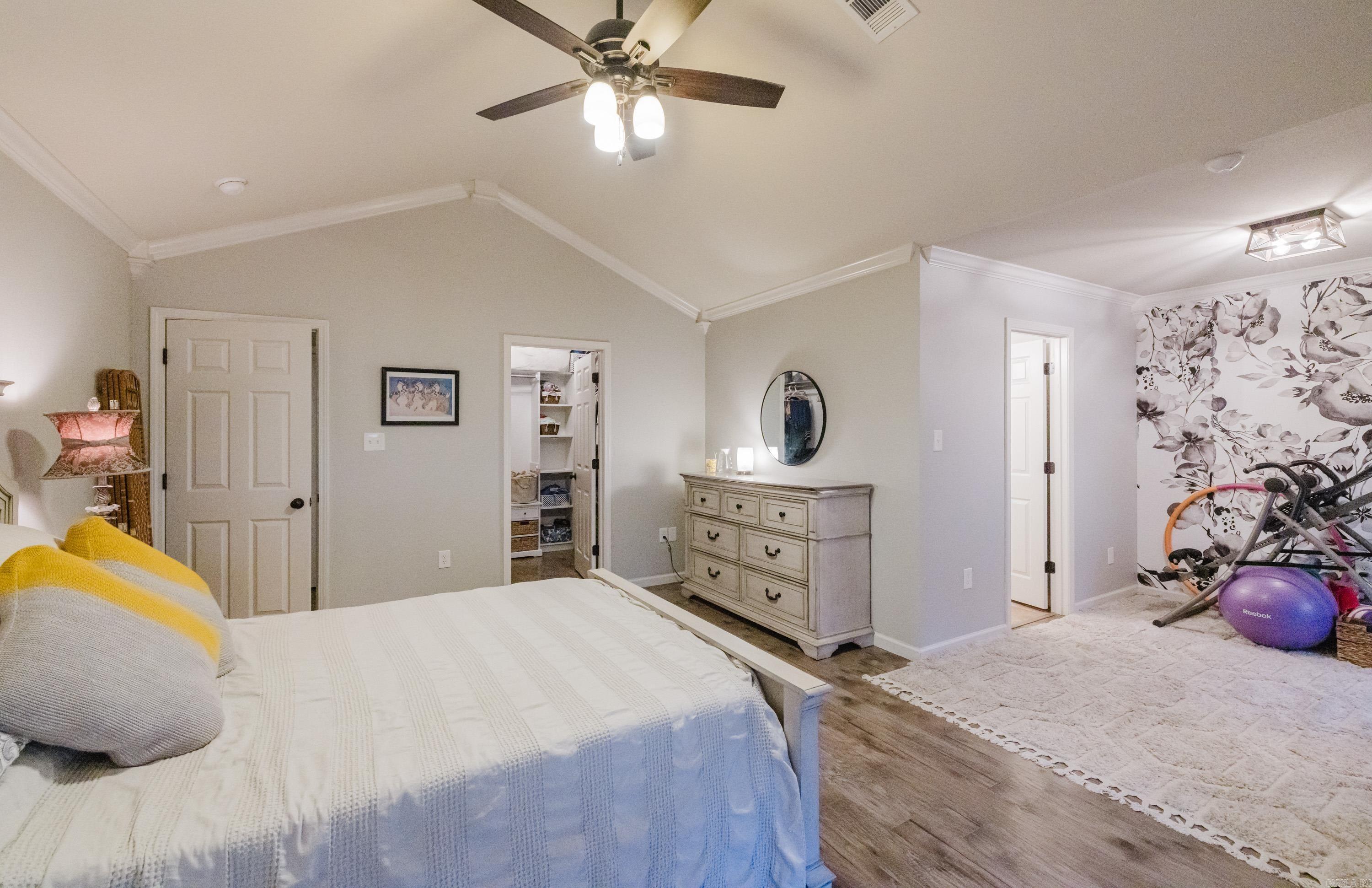 3396 Bay Meadow