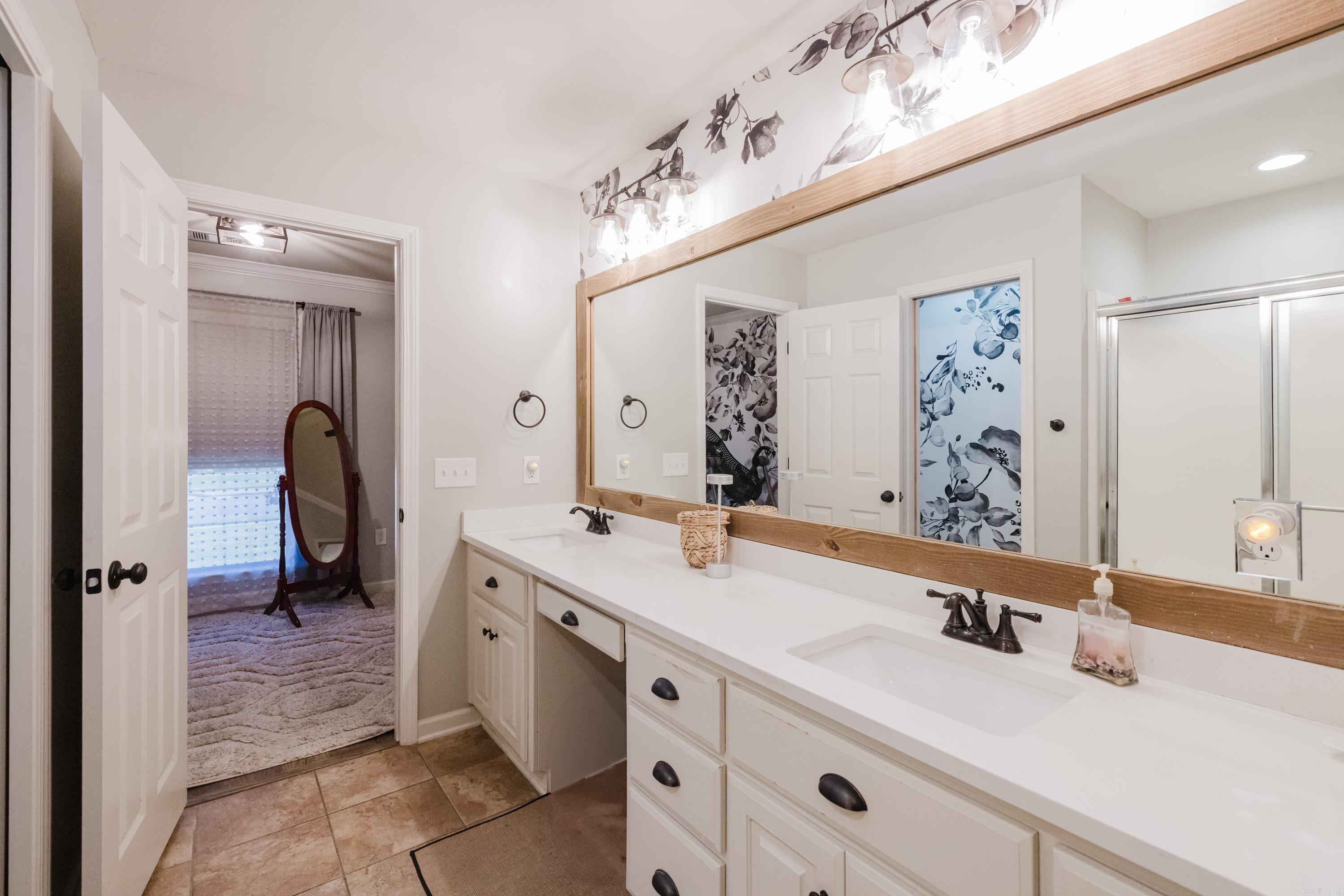 3396 Bay Meadow