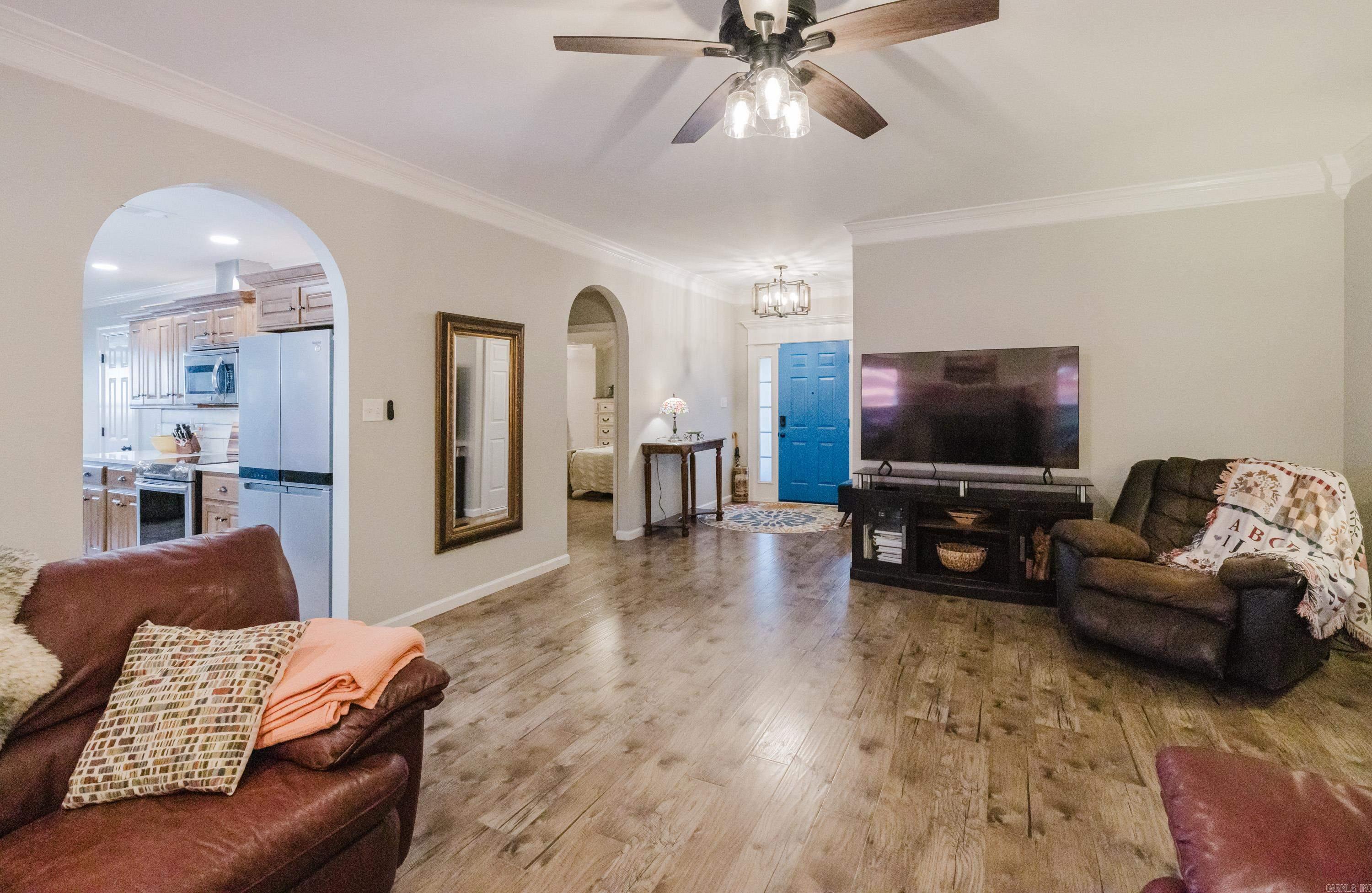 3396 Bay Meadow