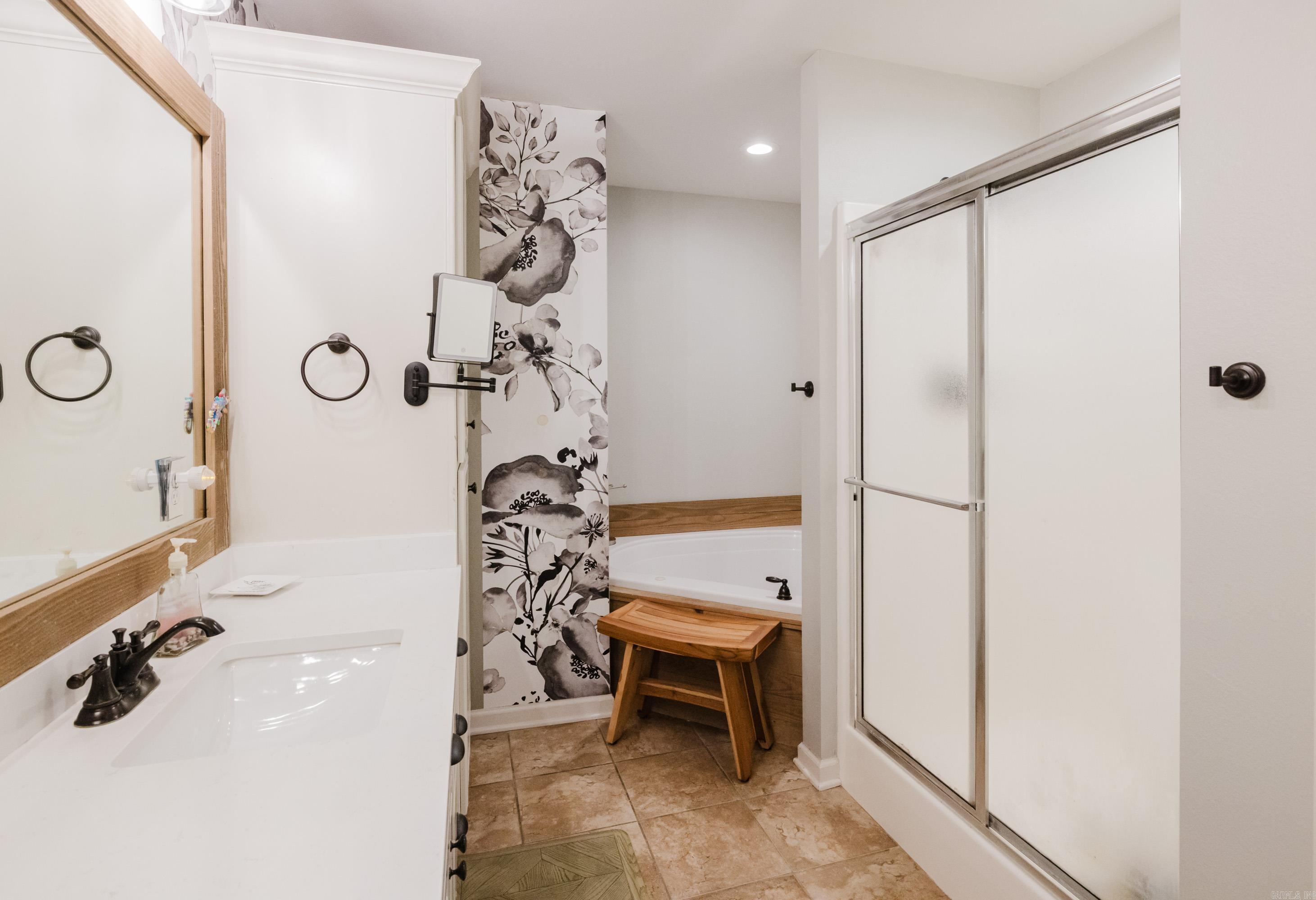 3396 Bay Meadow