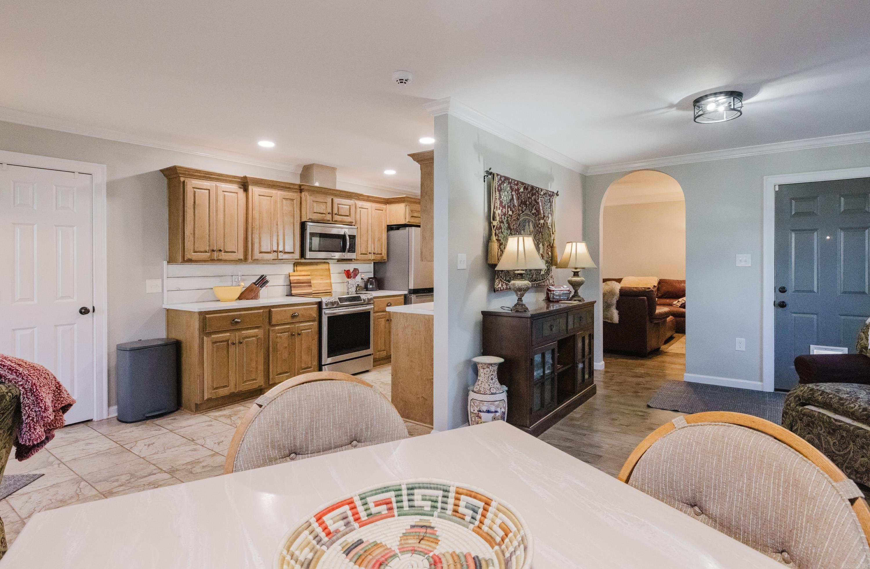 3396 Bay Meadow
