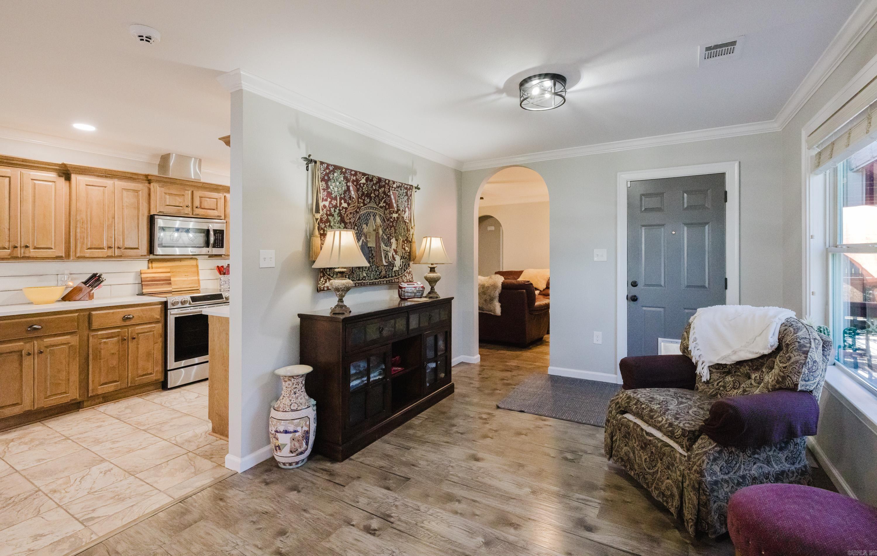 3396 Bay Meadow