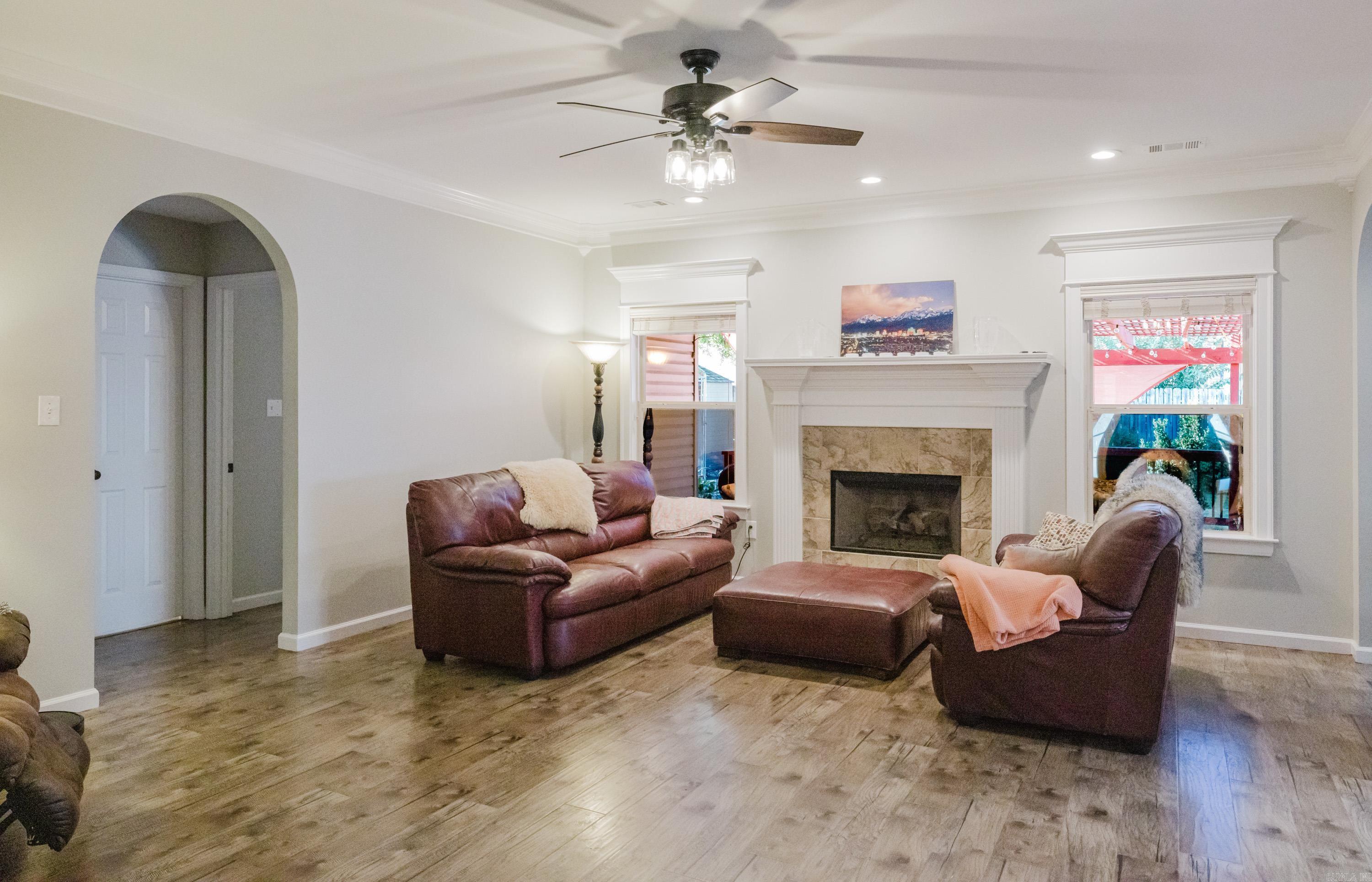 3396 Bay Meadow