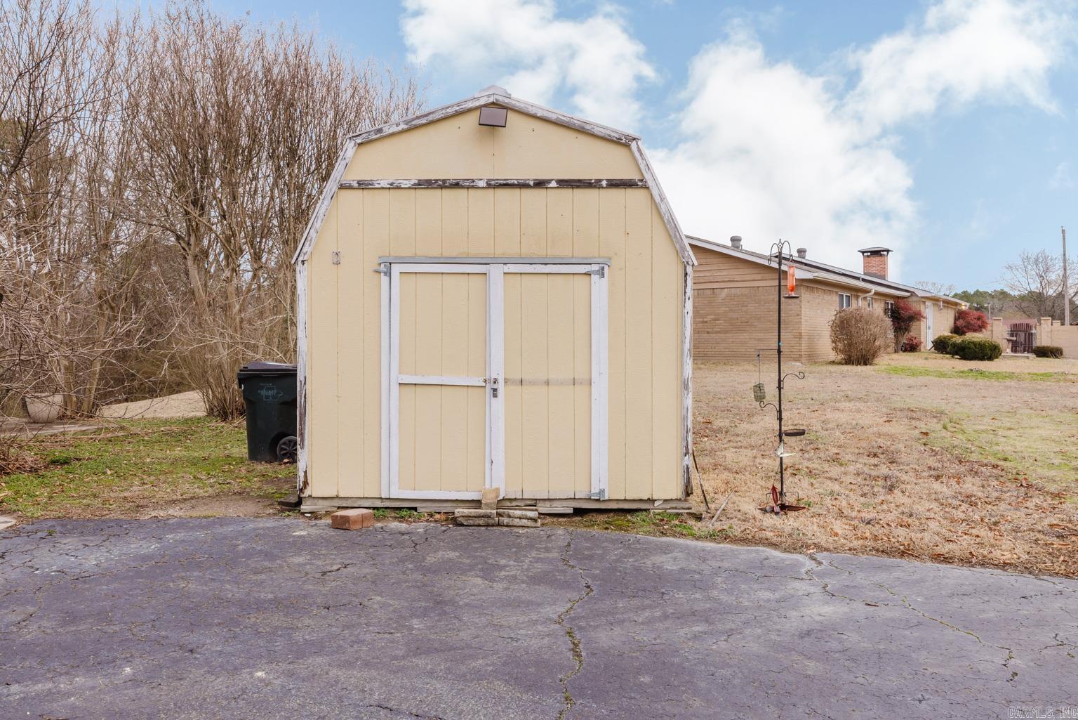 104 Rainbow Lane