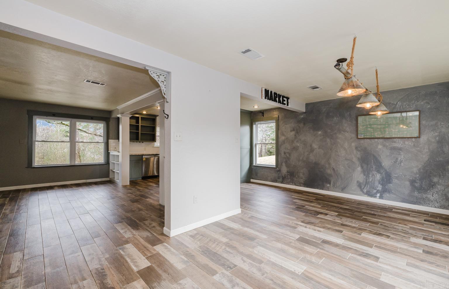 104 Rainbow Lane