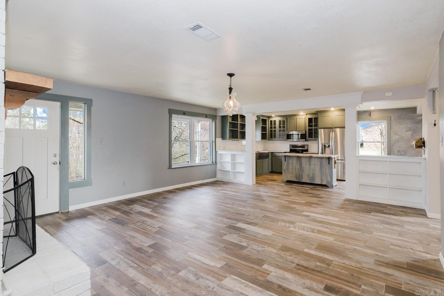 104 Rainbow Lane