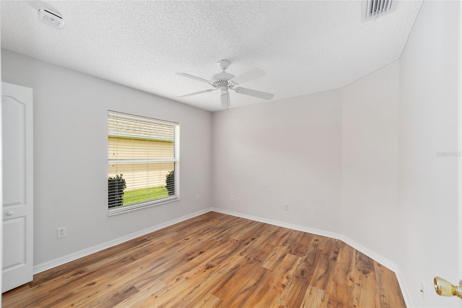 1497 VAN BUREN WAY