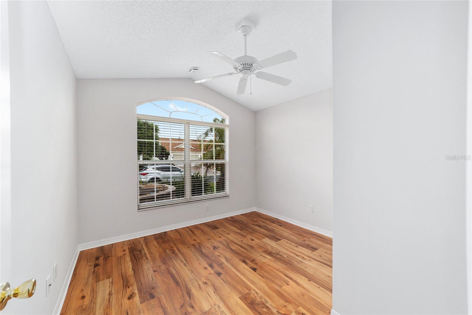 1497 VAN BUREN WAY