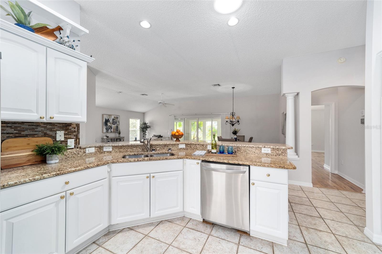 1497 VAN BUREN WAY