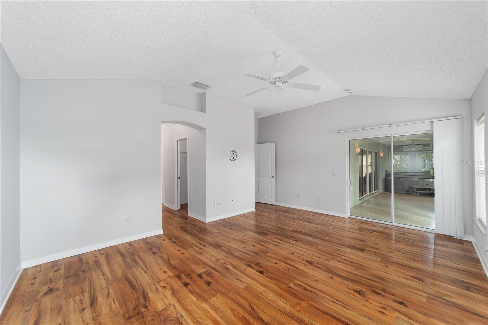 1497 VAN BUREN WAY