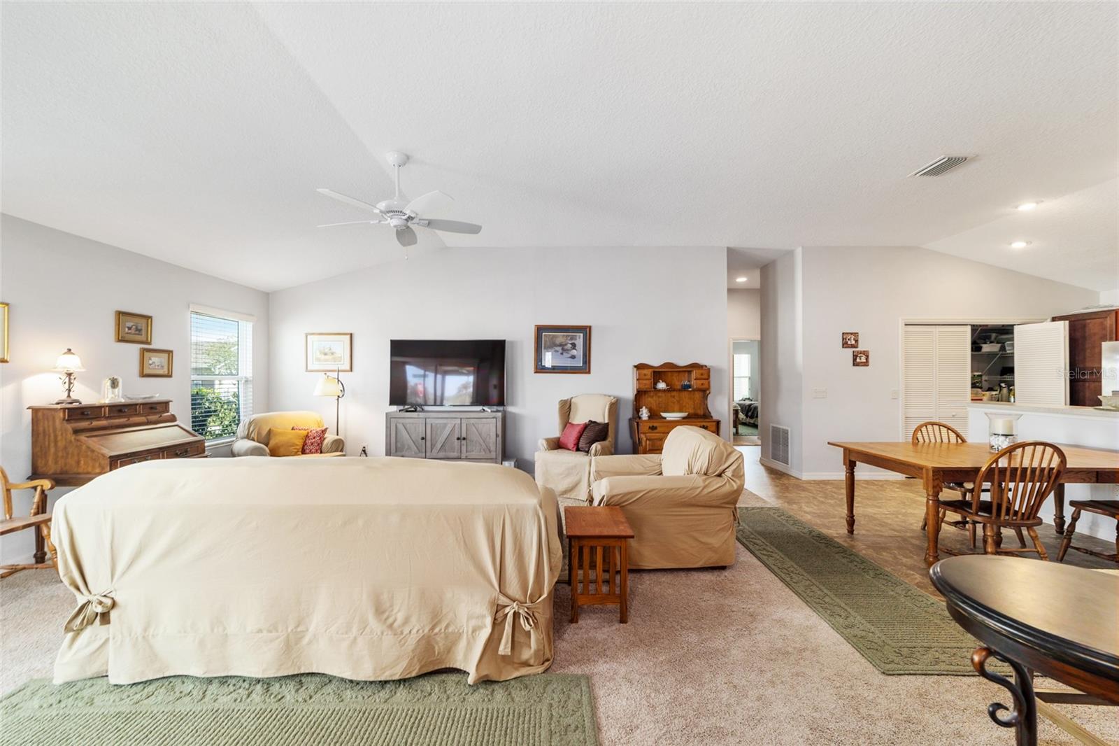 3117 SABAL PALM AVE
