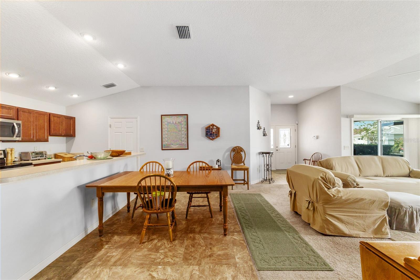 3117 SABAL PALM AVE