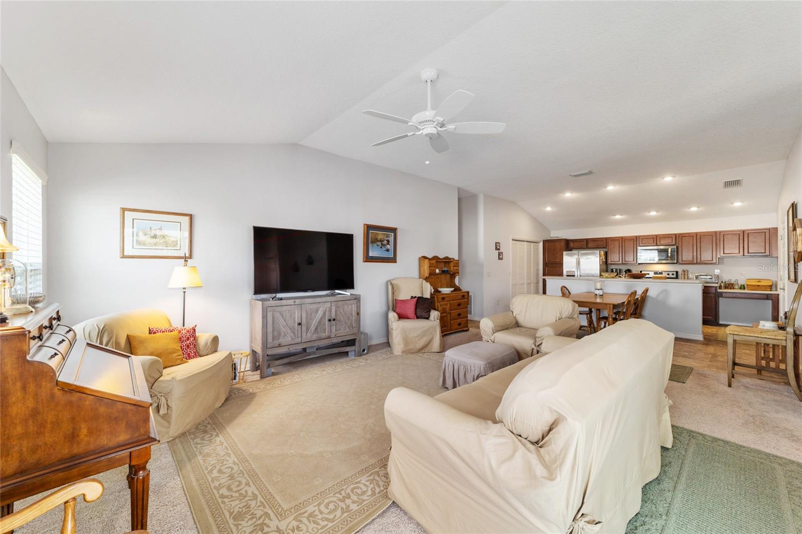 3117 SABAL PALM AVE