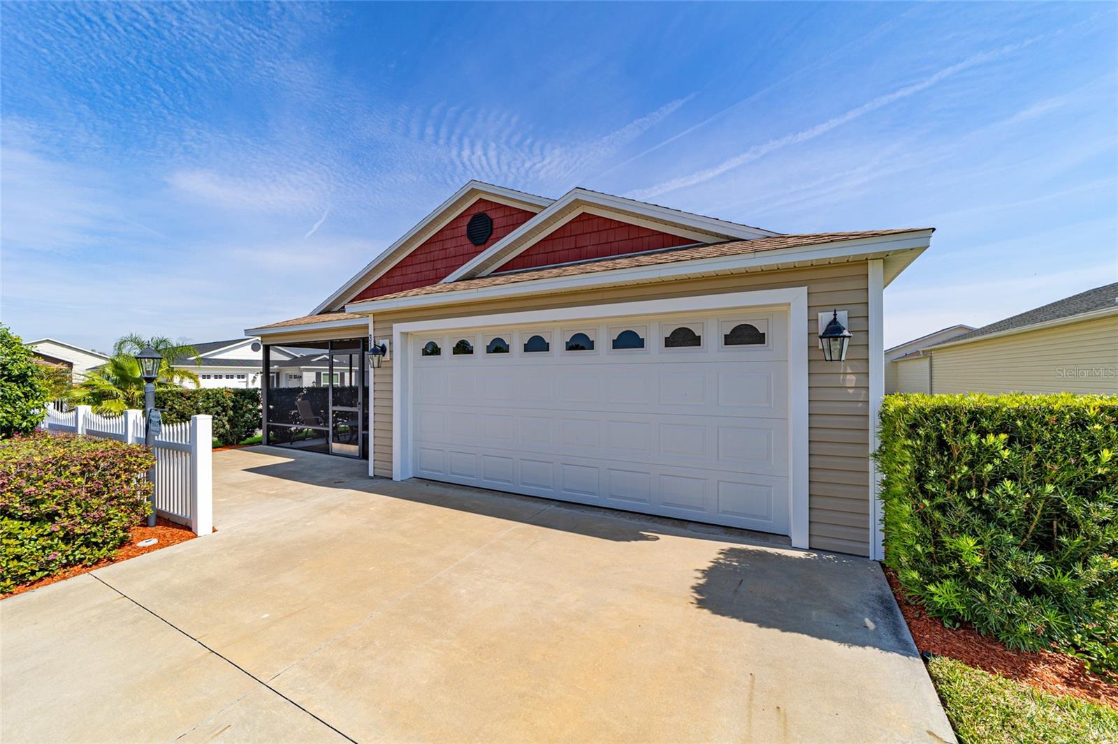 3117 SABAL PALM AVE