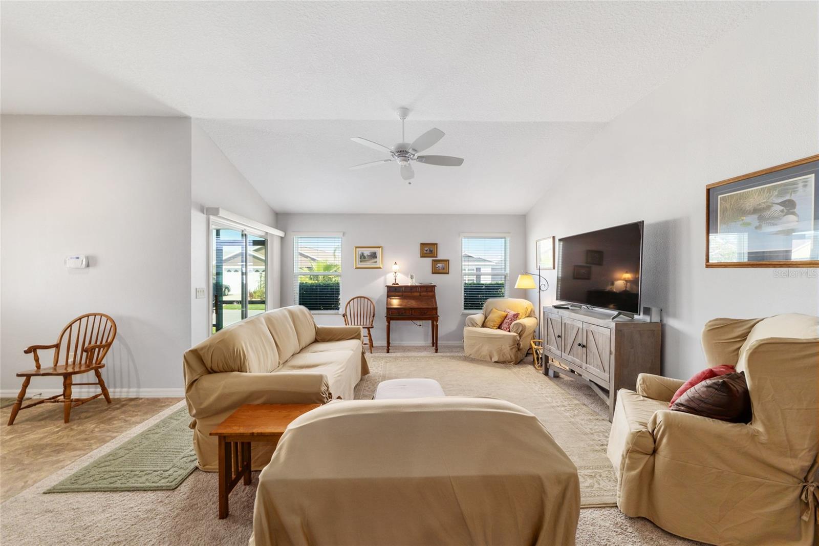 3117 SABAL PALM AVE