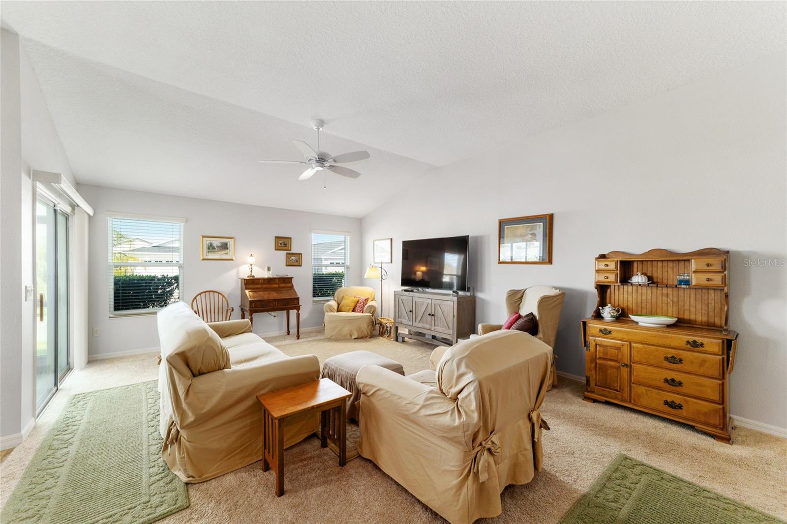 3117 SABAL PALM AVE
