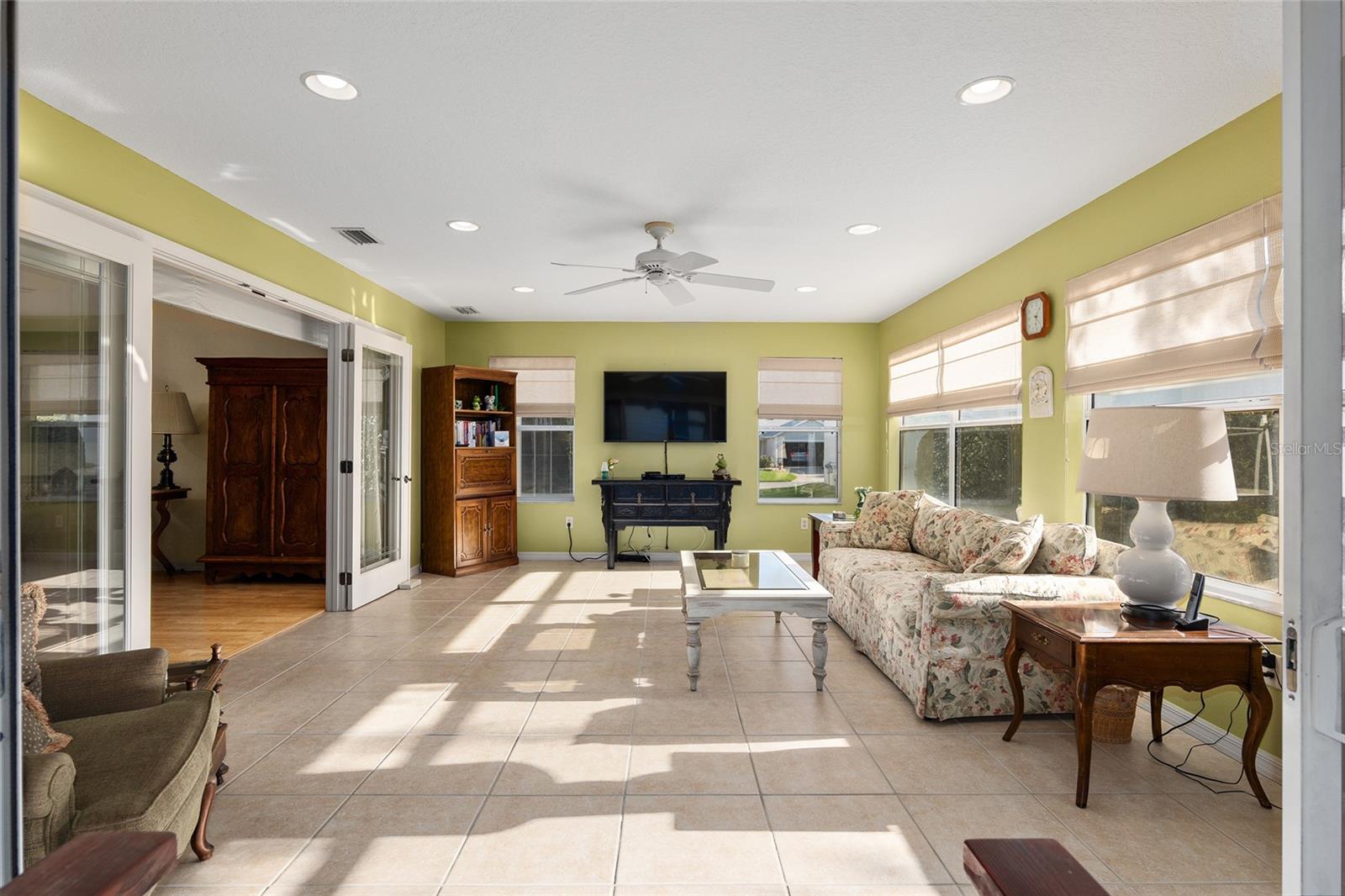 16950 SE 93RD CUTHBERT CIR