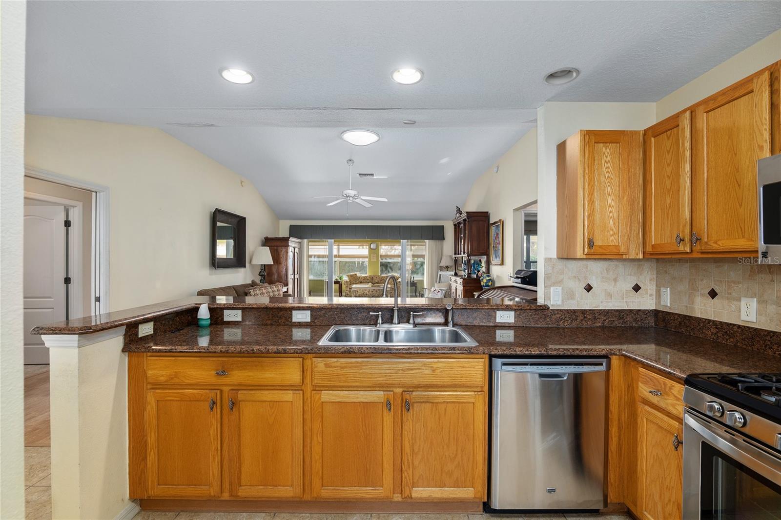 16950 SE 93RD CUTHBERT CIR