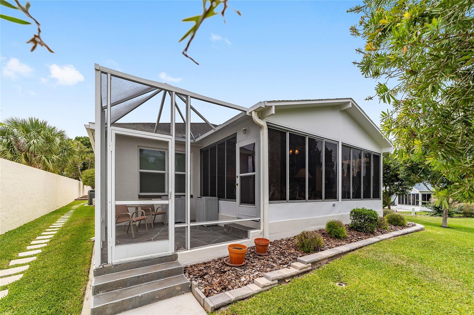 1301 EL LOBO WAY