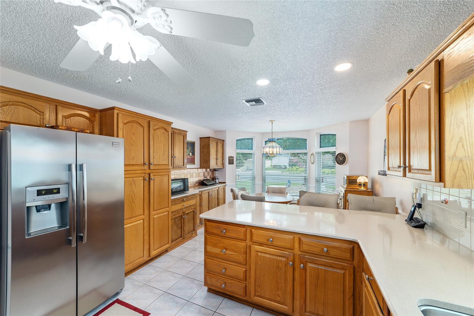 1301 EL LOBO WAY