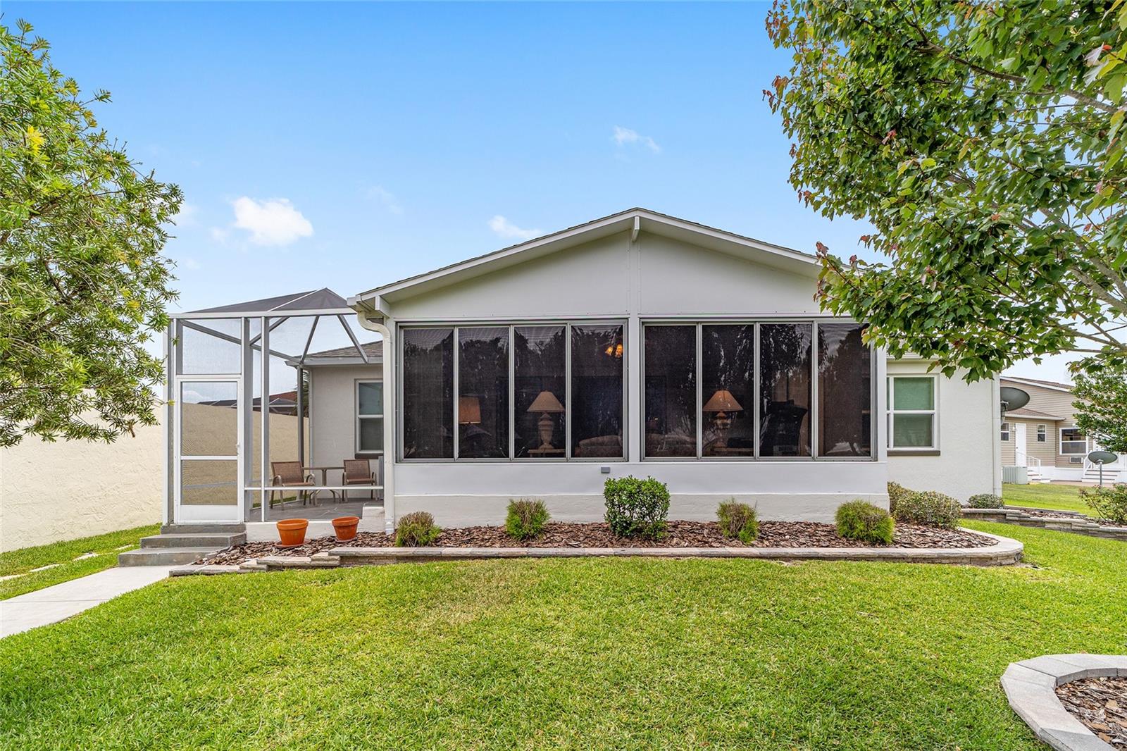 1301 EL LOBO WAY