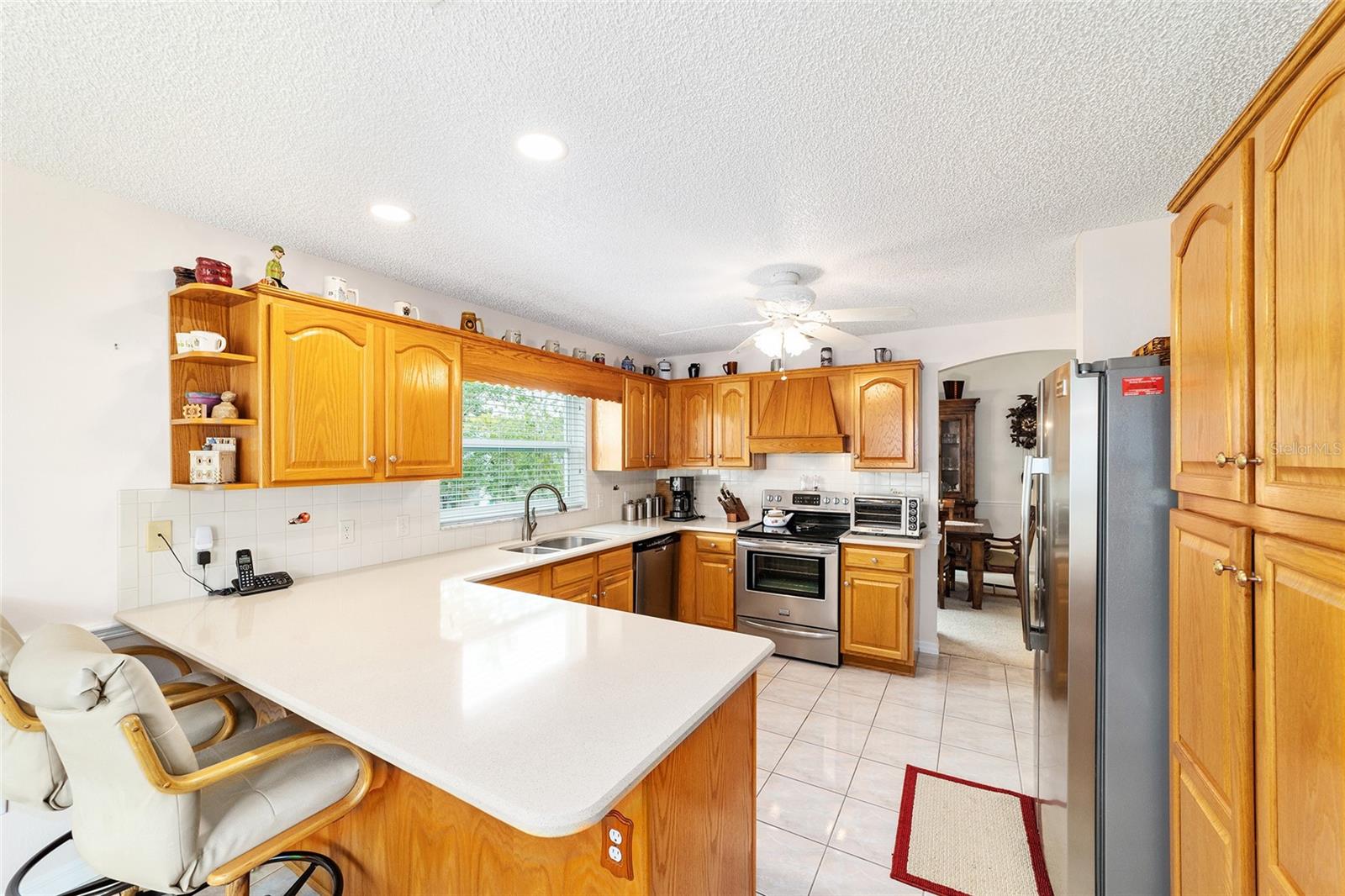 1301 EL LOBO WAY