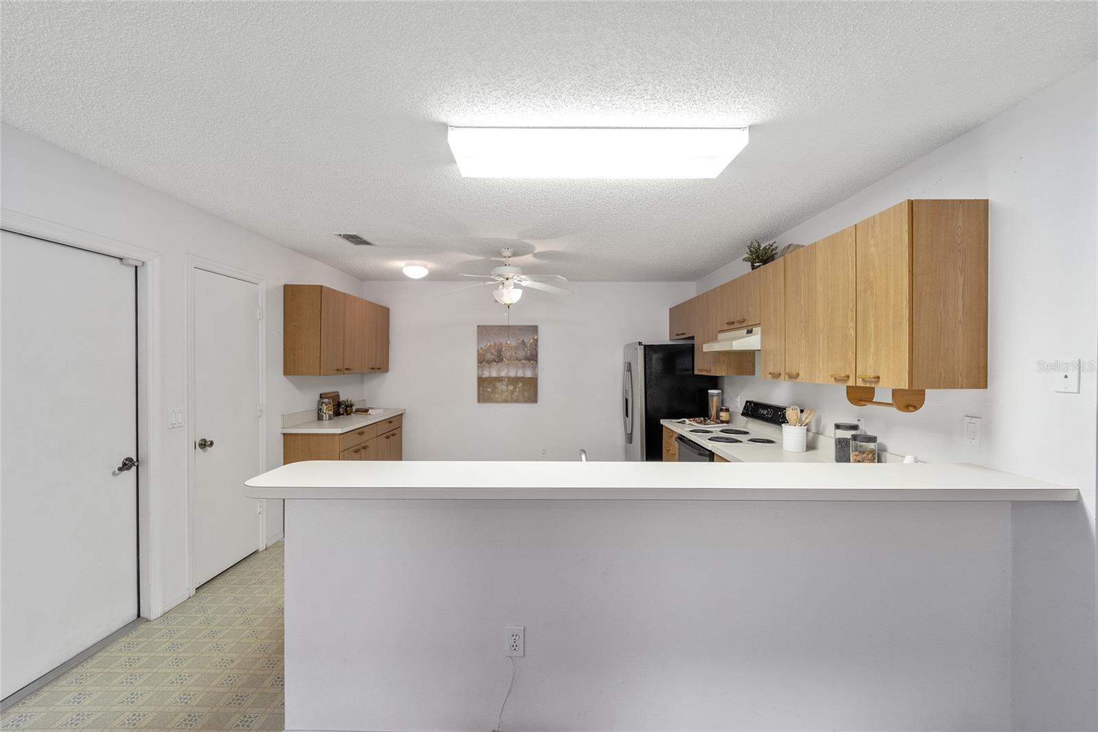 736 ANGELITA AVE
