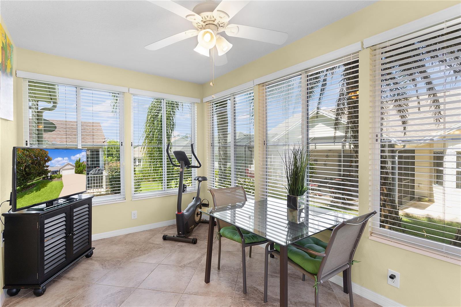 2256 QUINCY CT