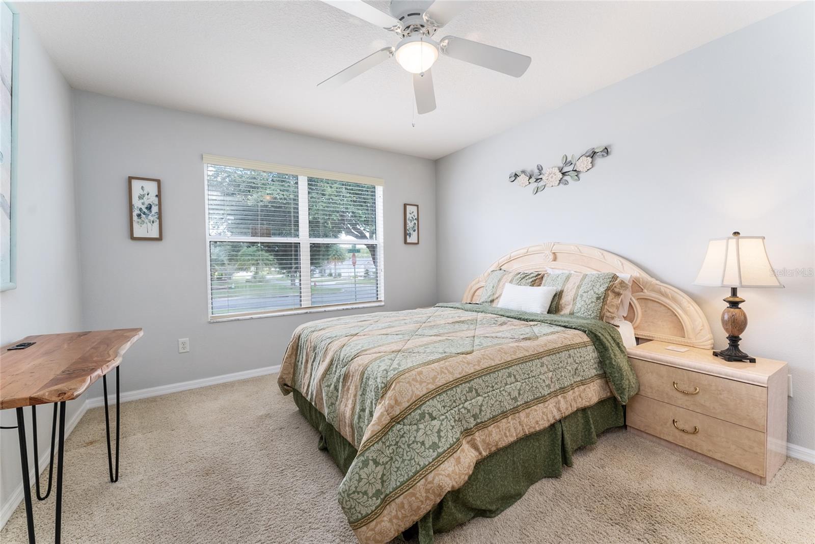438 MEDFORD PL