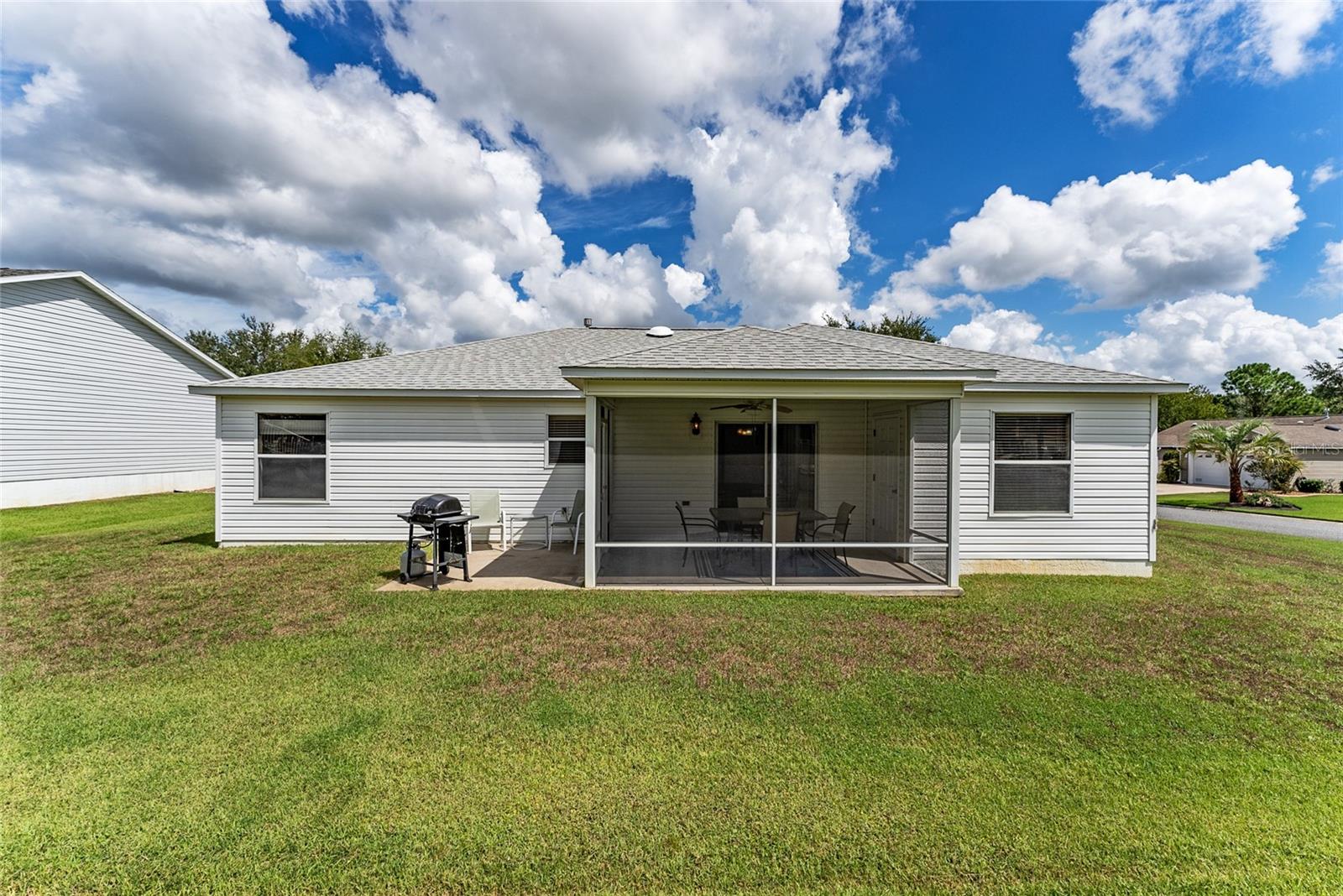 438 MEDFORD PL