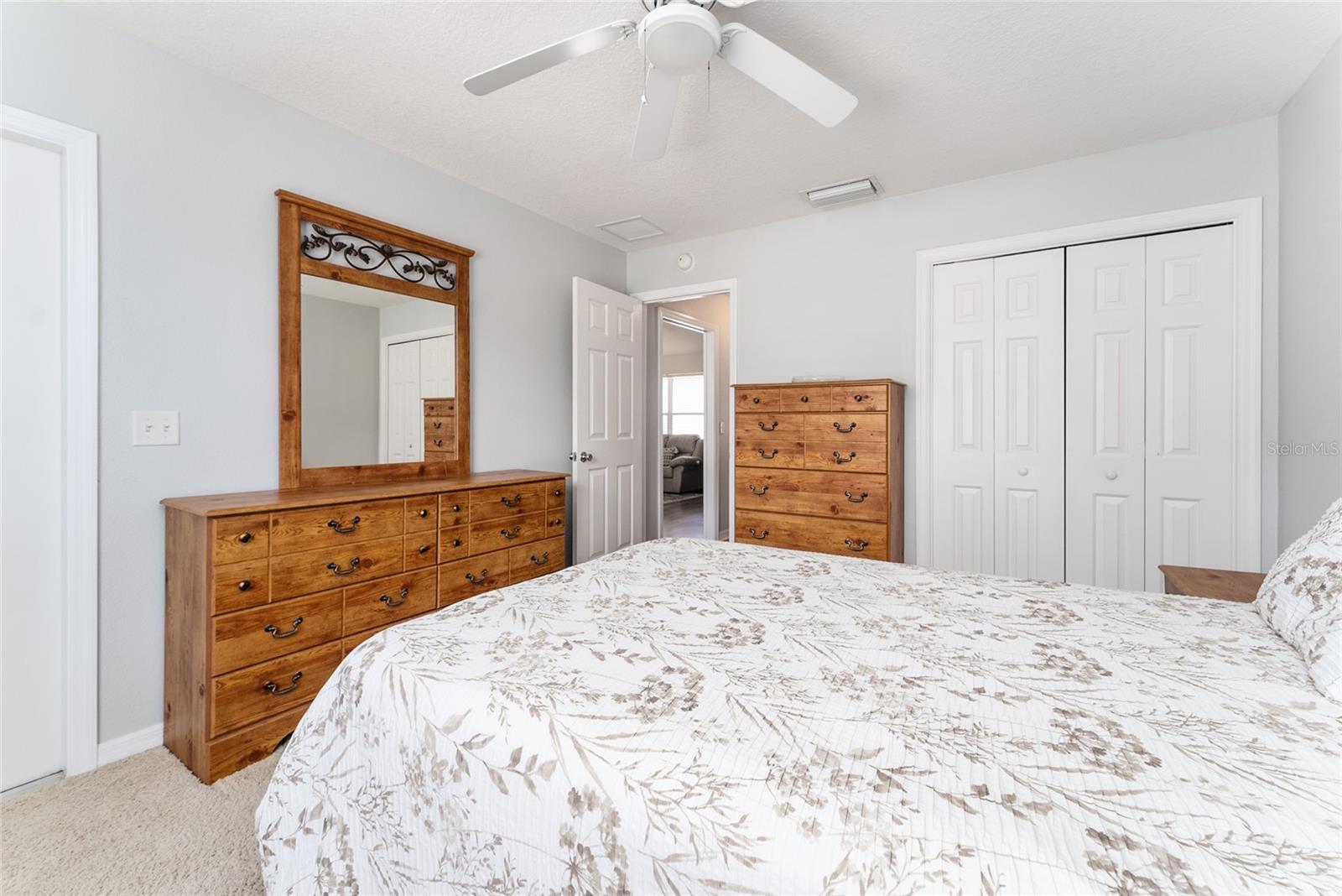 438 MEDFORD PL