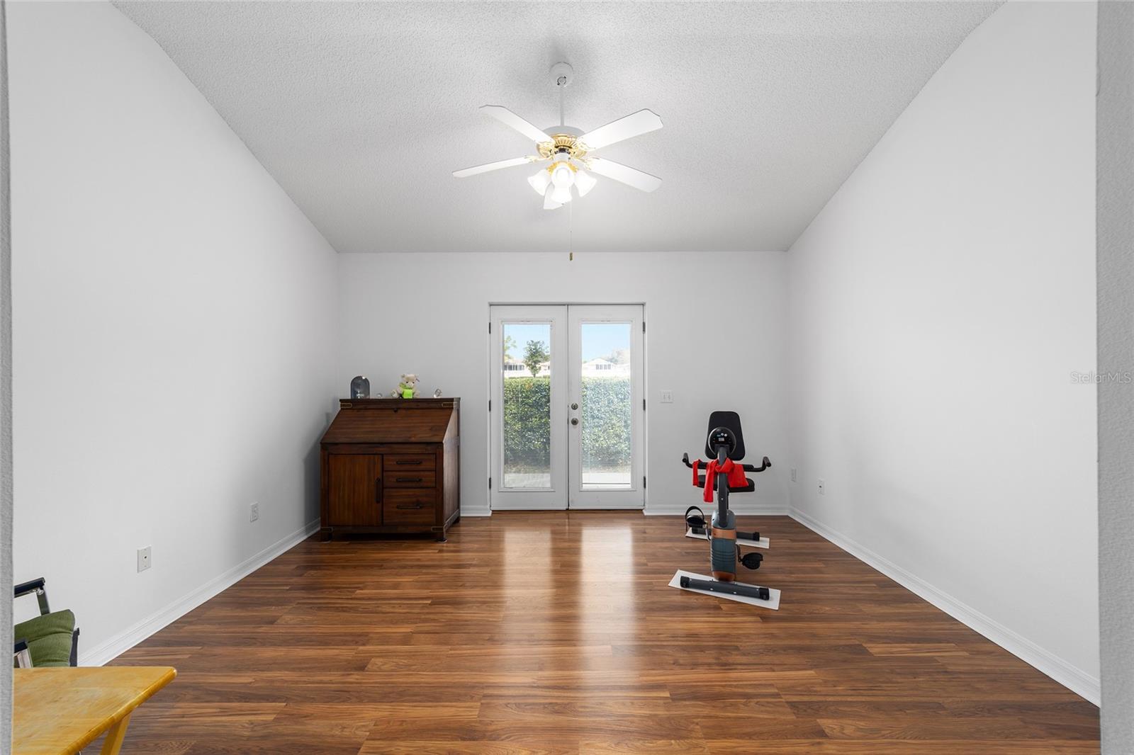 607 SAN MARINO DR
