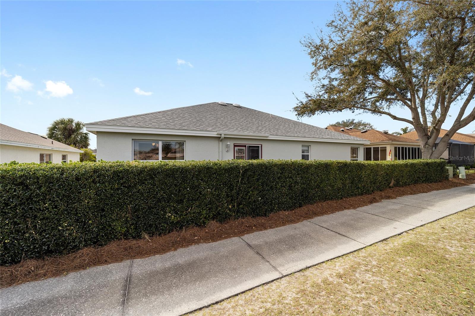 607 SAN MARINO DR