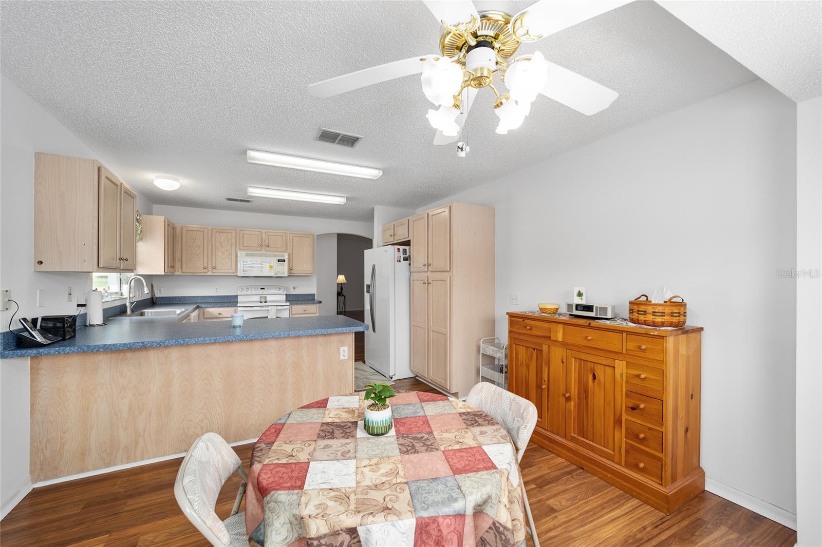 607 SAN MARINO DR