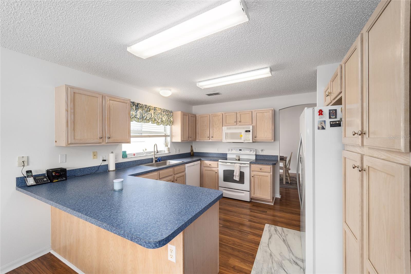 607 SAN MARINO DR