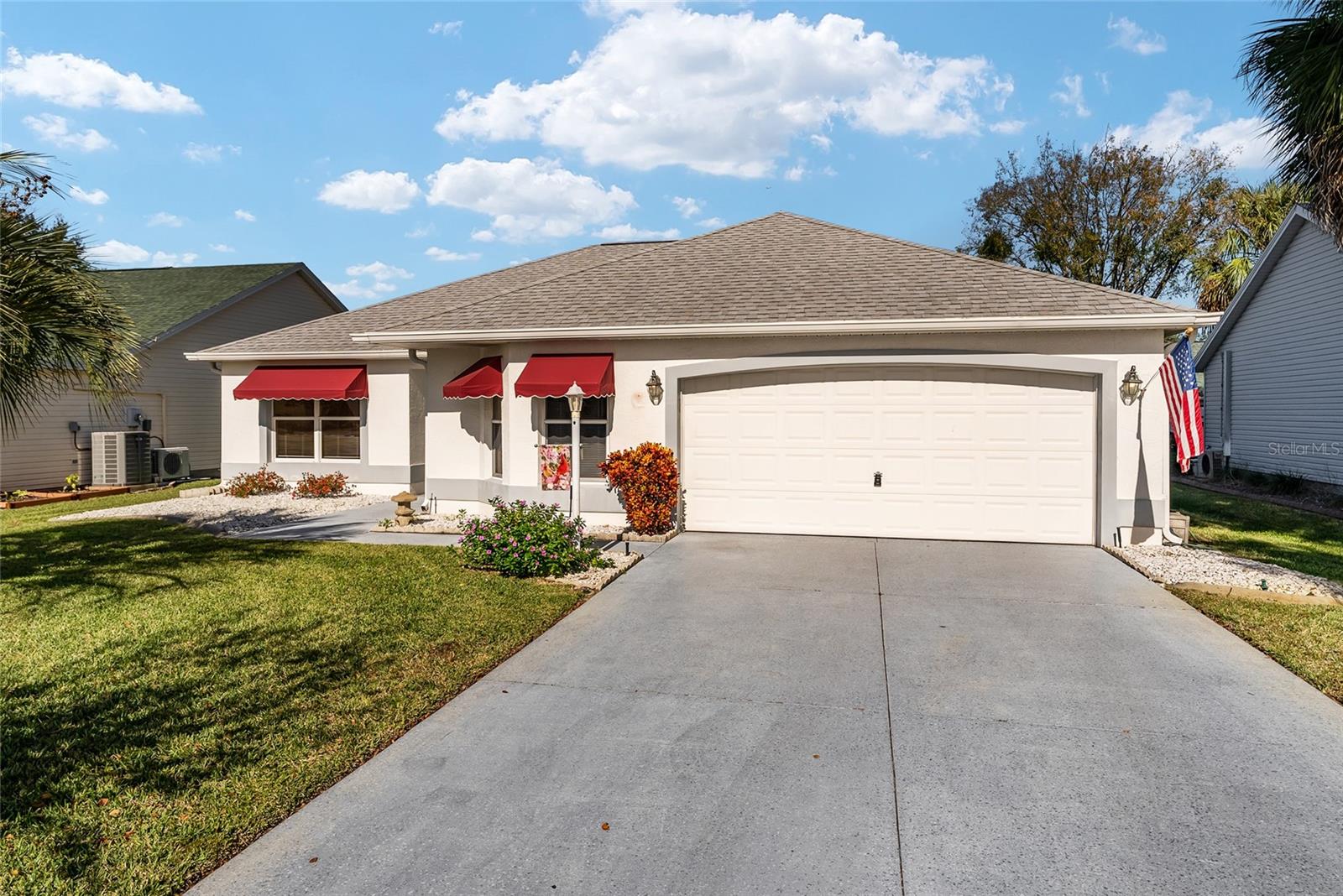 2715 LA POSADA DR