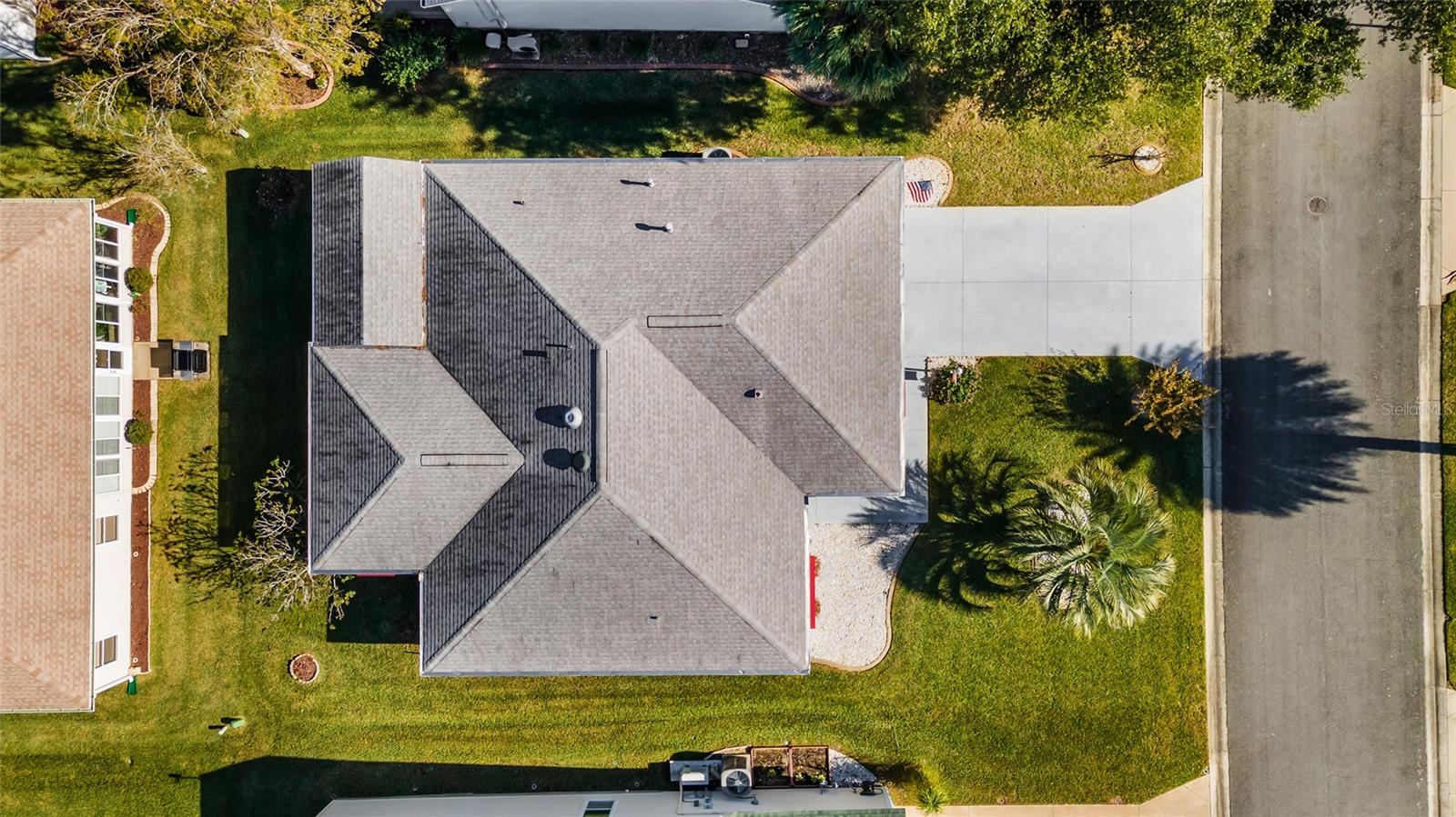 2715 LA POSADA DR