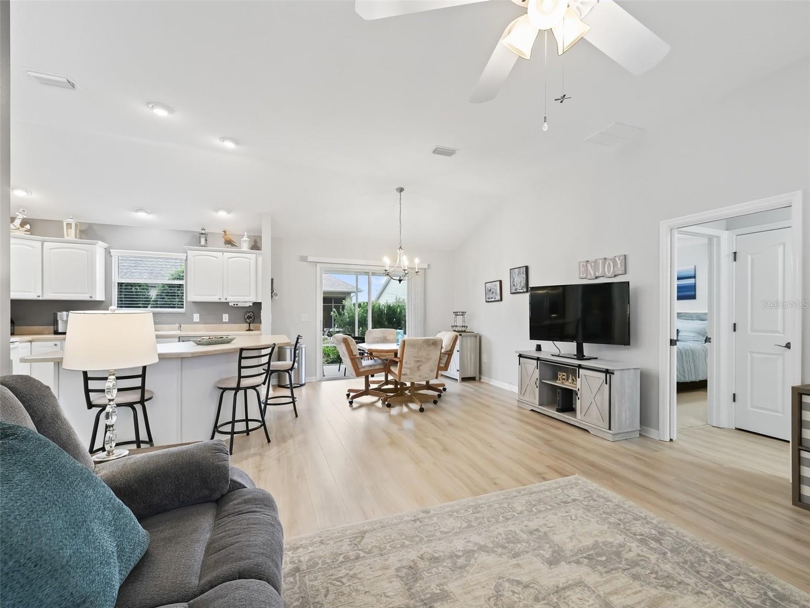 2477 SAFFRON LN