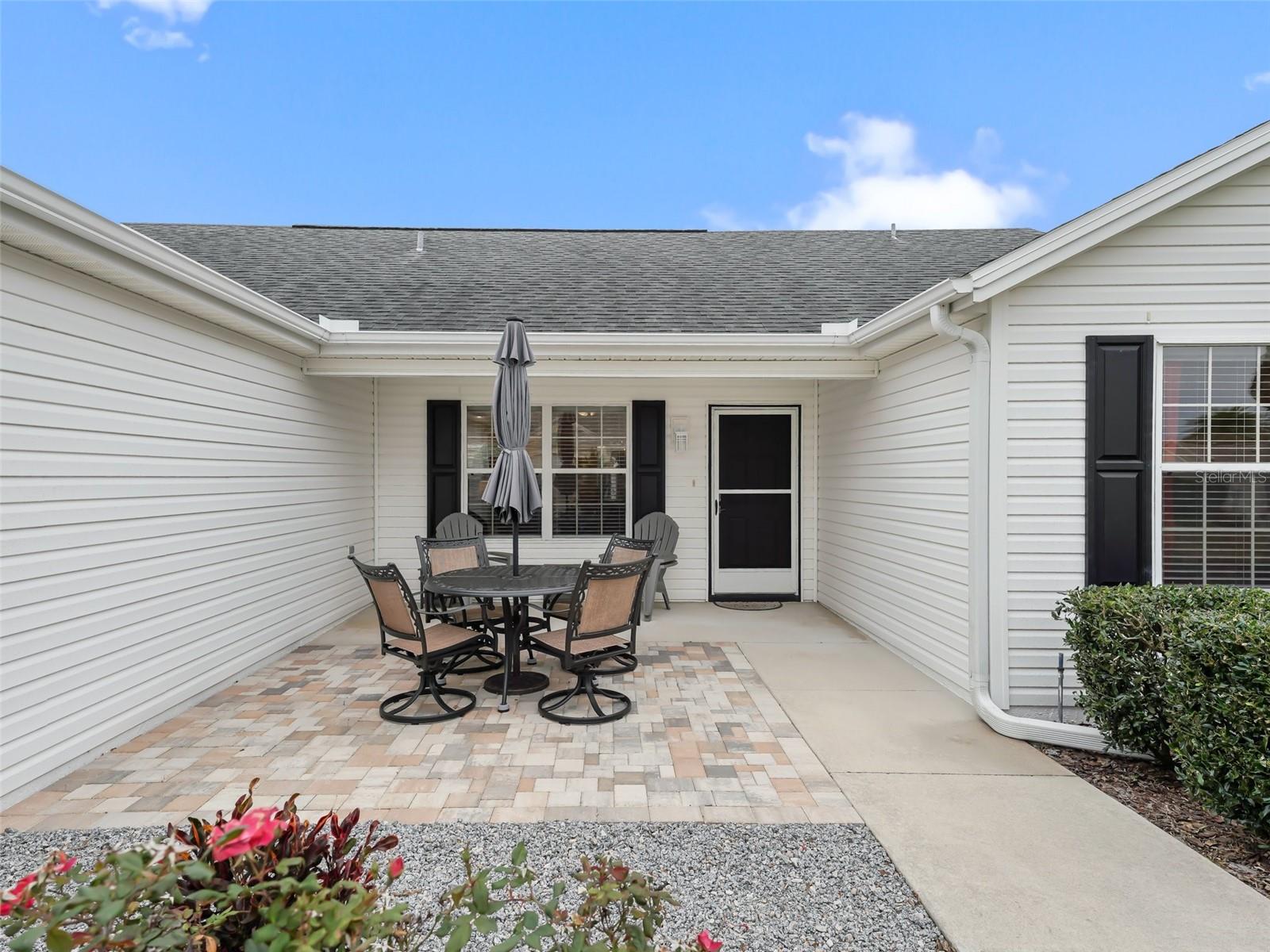 2477 SAFFRON LN