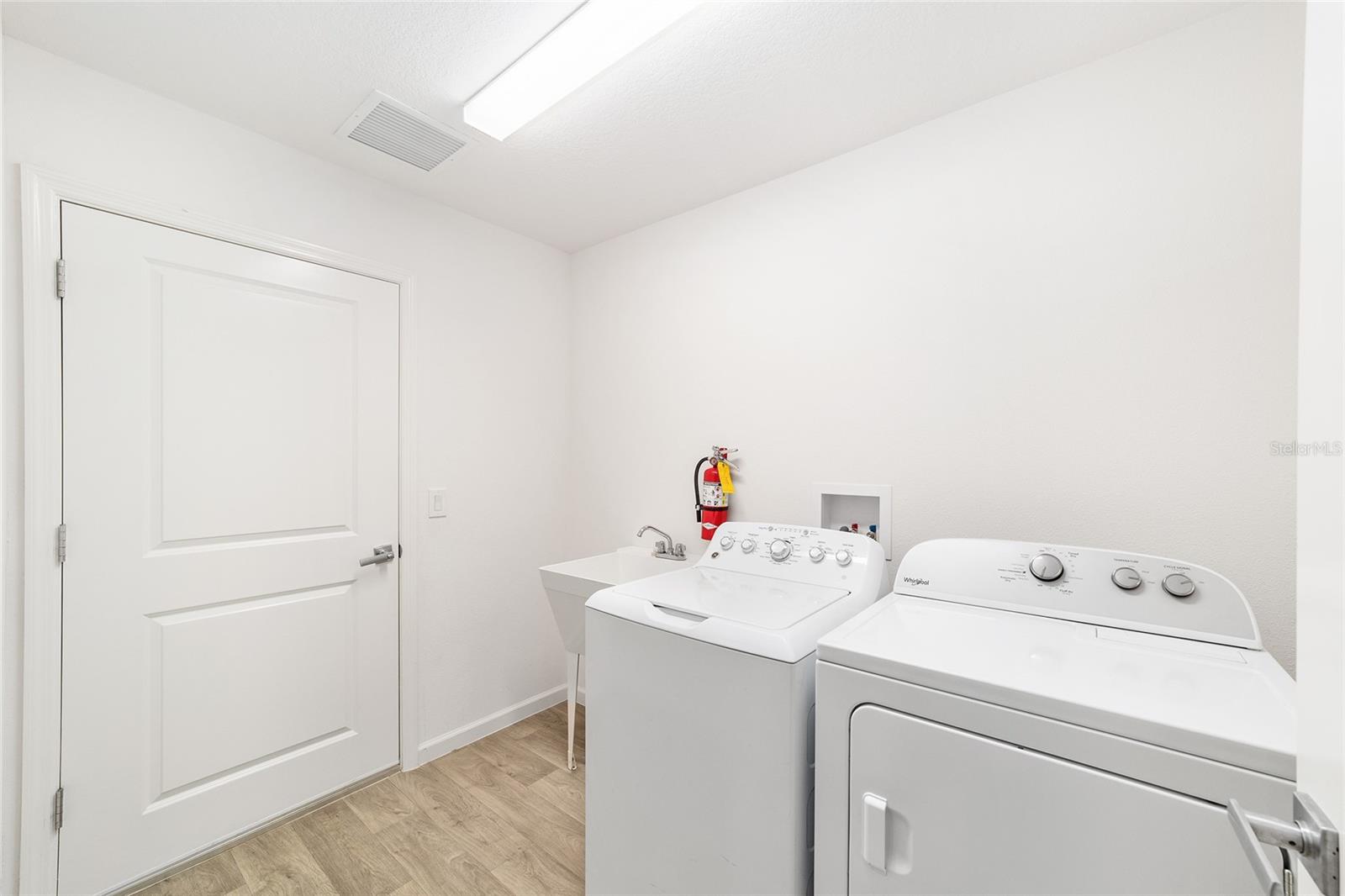 11279 STEWART LOOP