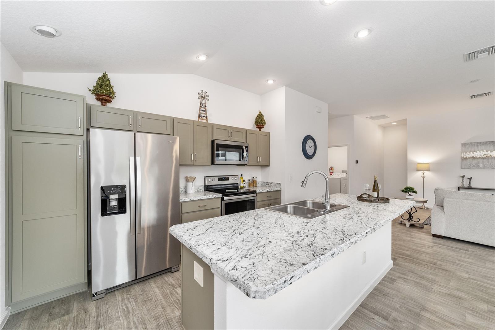 11279 STEWART LOOP