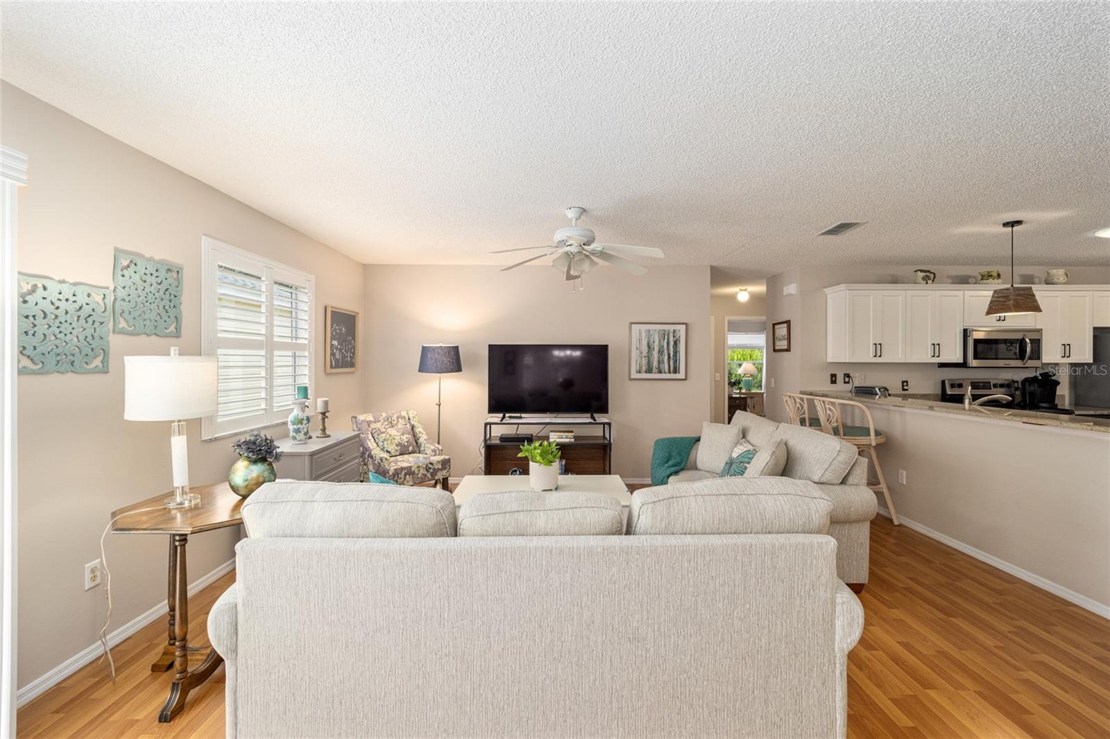 1715 CAMPOS DR