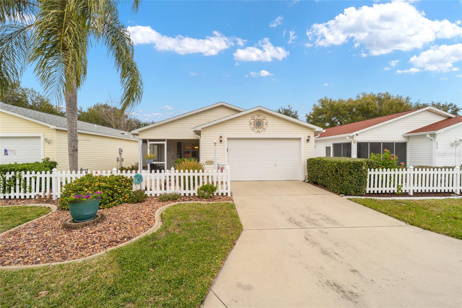 1715 CAMPOS DR
